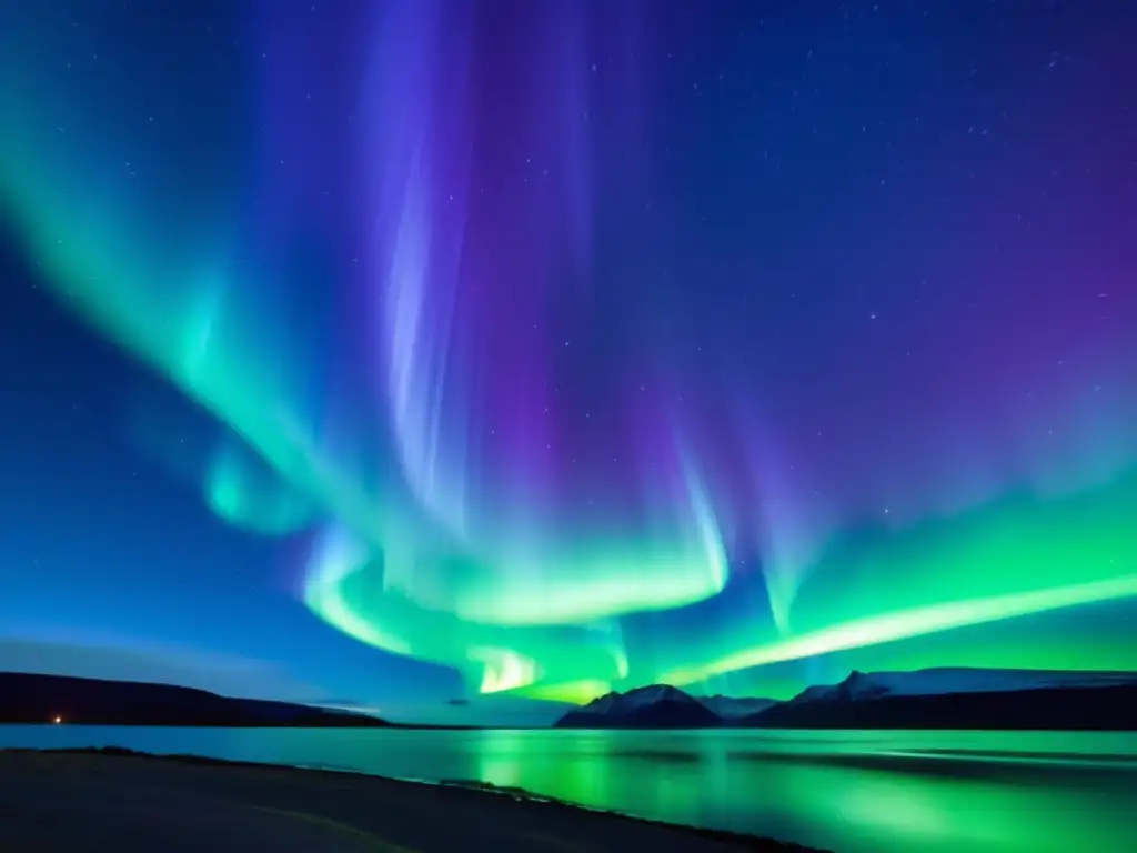 Aurora boreal y austral: fenómeno natural con colores vibrantes y brillo etéreo en el cielo nocturno